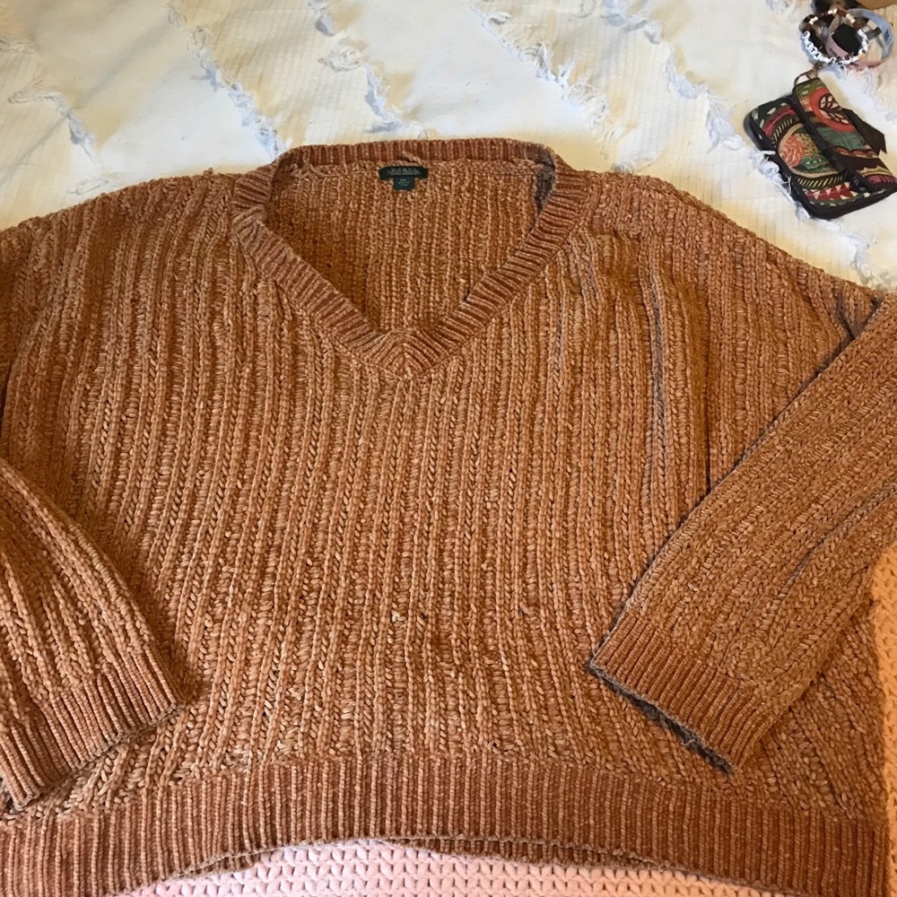 yellow cropped sweater
